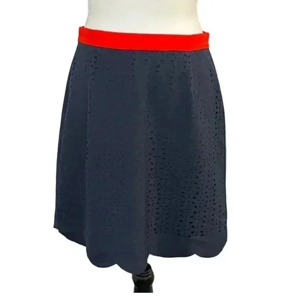 Pixley size M navy eyelet skirt with red waist and scalloped bottom EUC - Picture 2 of 7
